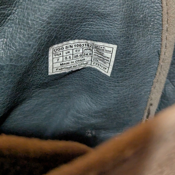 UGG Marielle Plaid and Leather Boots Grey size 7 Cold Weather Hygge - Picture 9 of 9